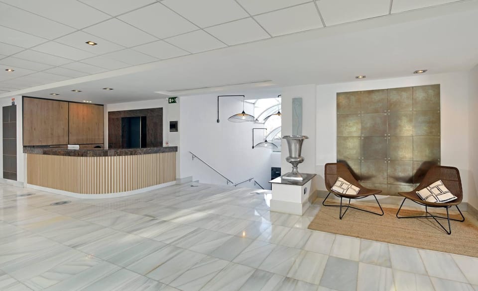 Facade/entrance, Lobby or reception
