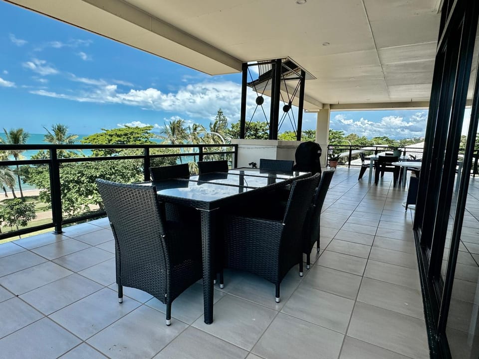 Balcony/Terrace, Dining area