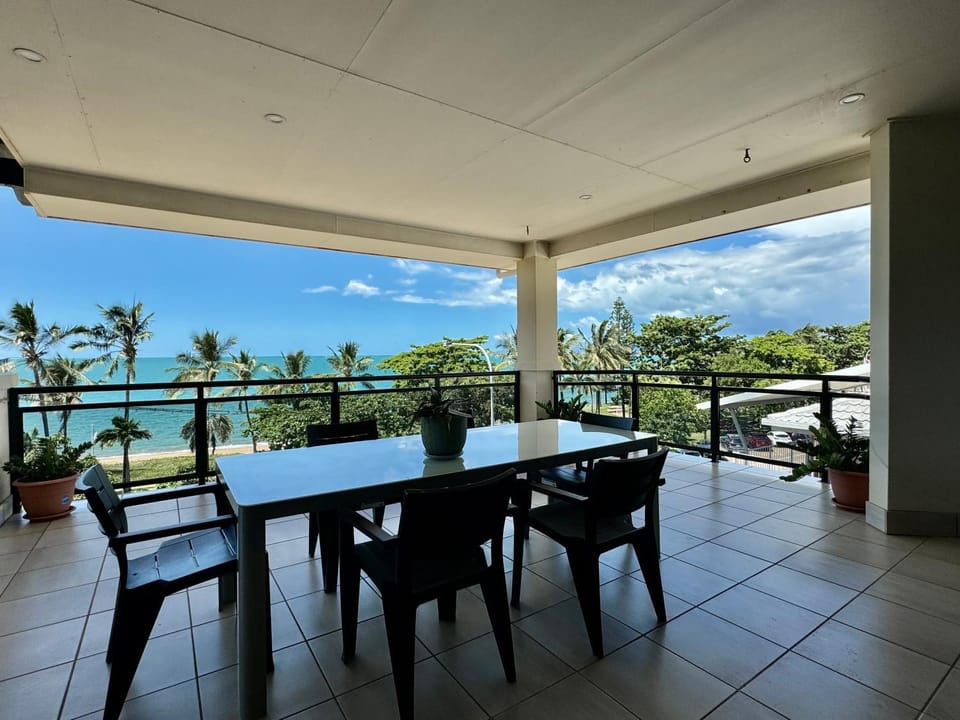 Natural landscape, Balcony/Terrace