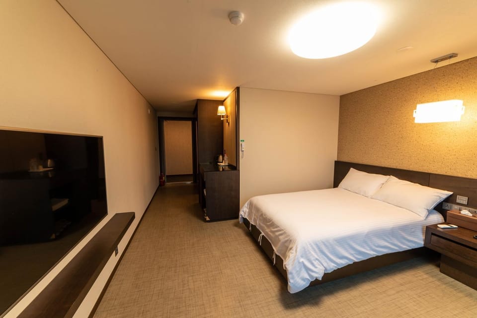 Jeju Stay in Sungsan Hotel in South Korea