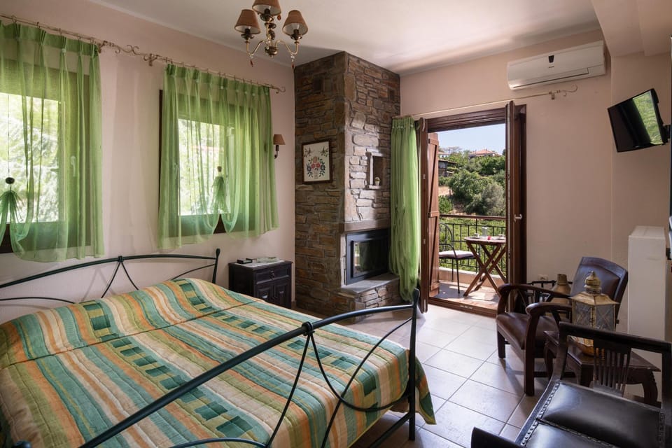 Chorostasi Guest House Bed and Breakfast in Halkidiki