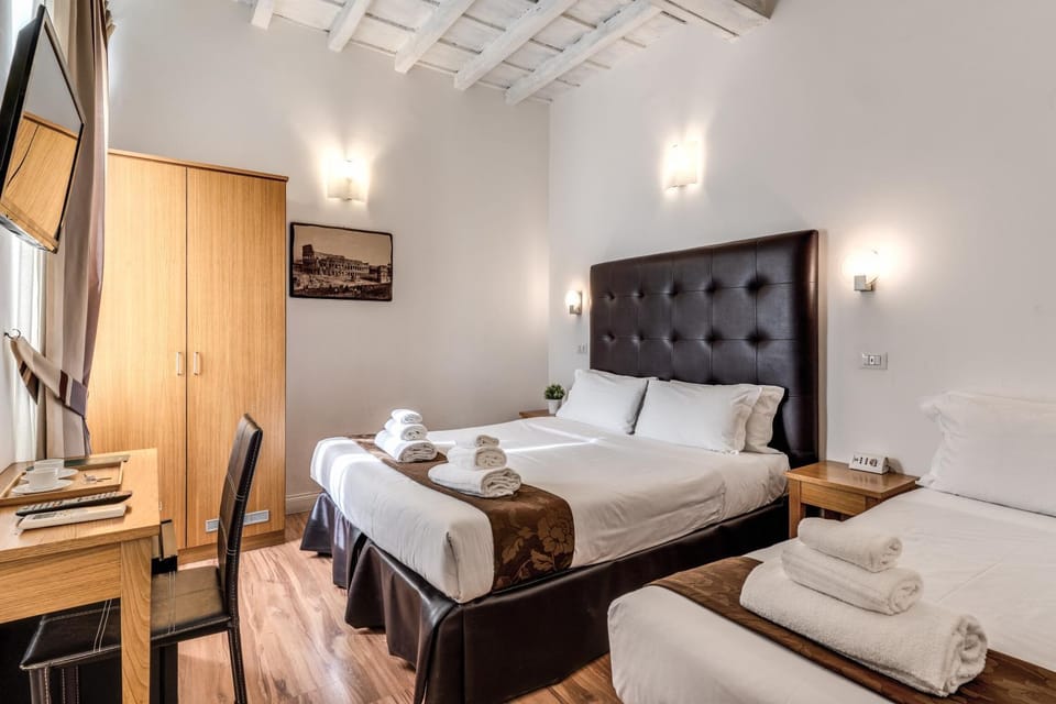 Bed, Photo of the whole room