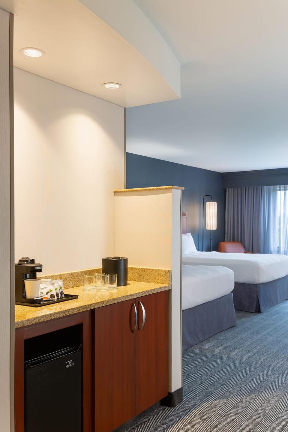 Bed, Kitchen or kitchenette, Bedroom
