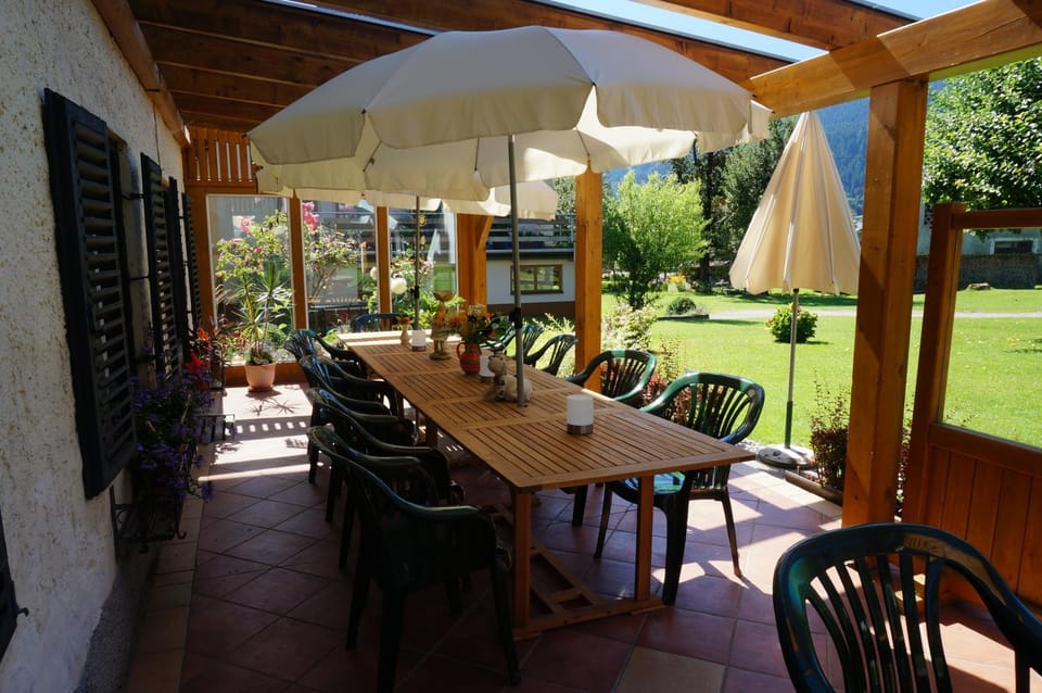 Property building, Balcony/Terrace, Internal: Not applicable to any particular room