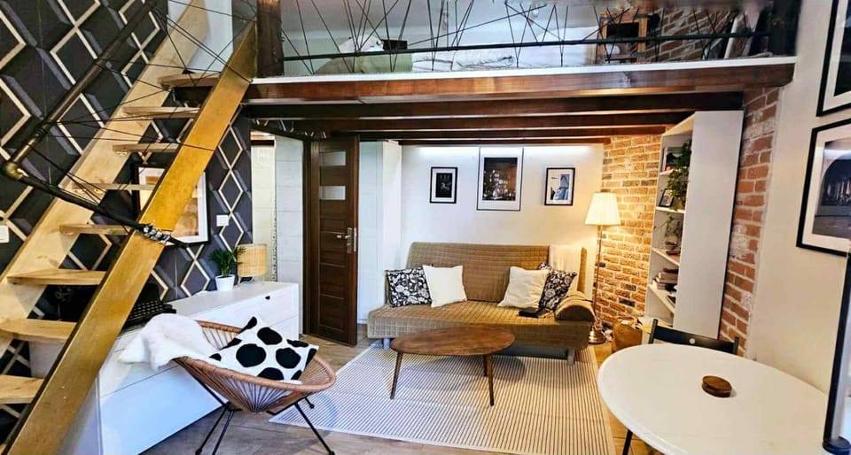 Studio z ogrodem przy Starej Zajezdni Apartment in Krakow