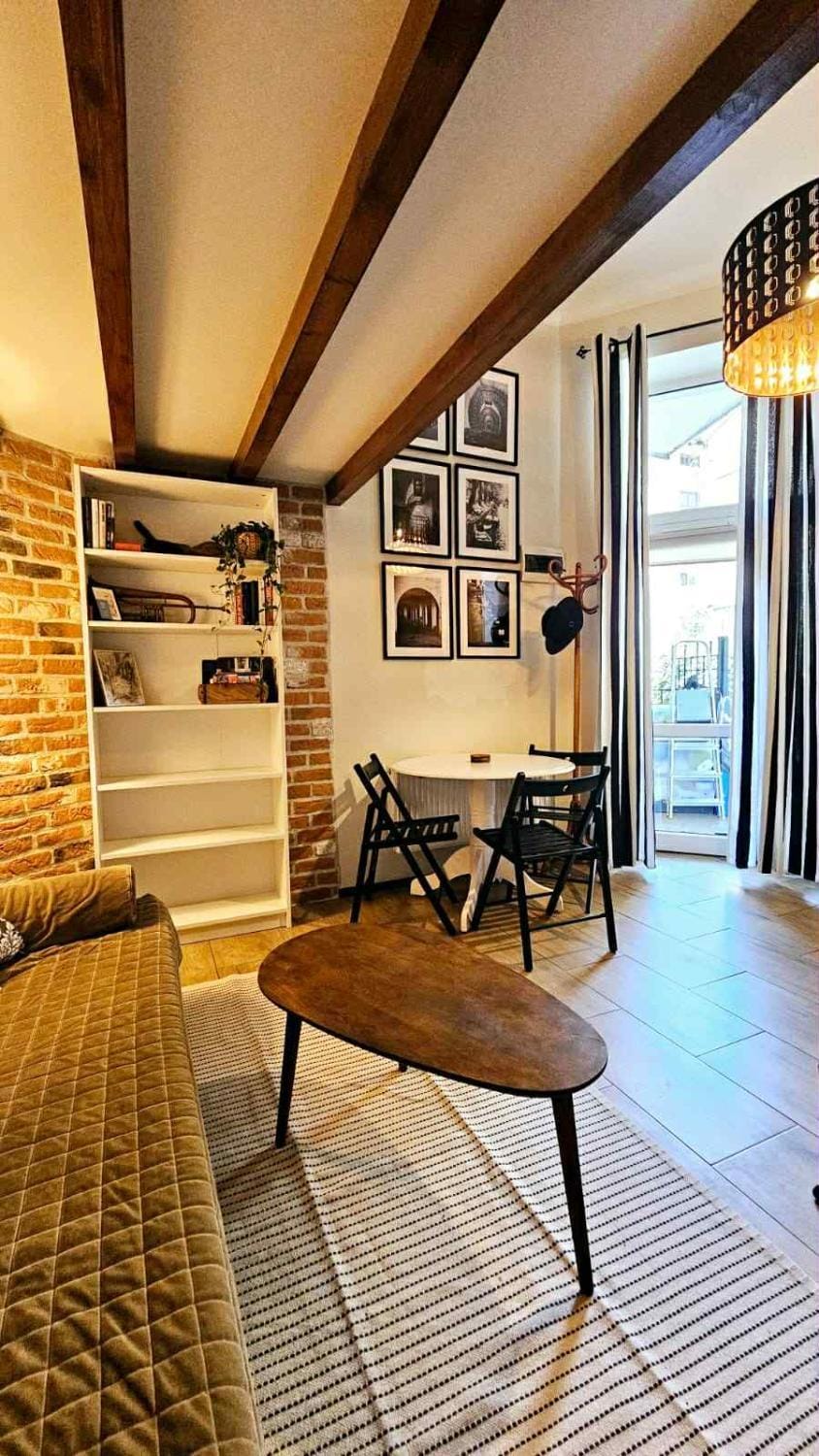 Studio z ogrodem przy Starej Zajezdni Apartment in Krakow