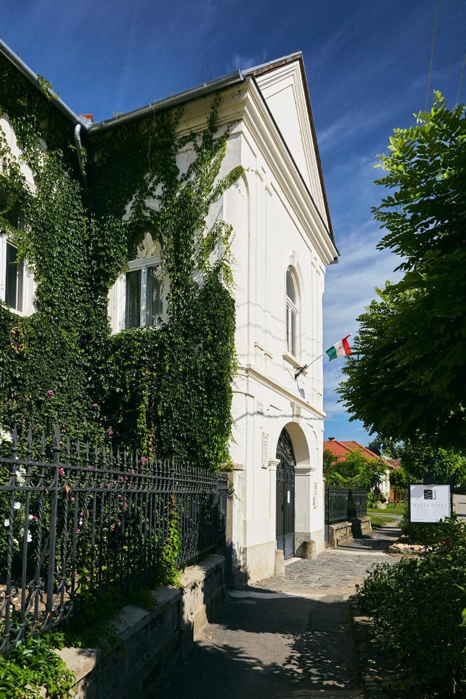 Barta Pince Rákóczi Lakosztályok Bed and Breakfast in Slovakia
