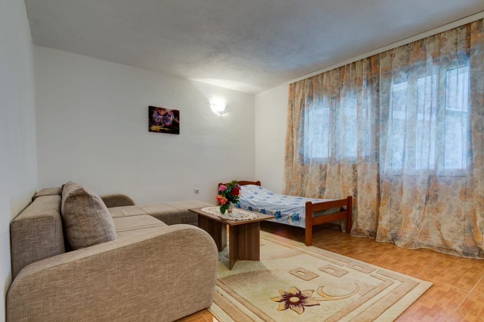 Living room, Bedroom
