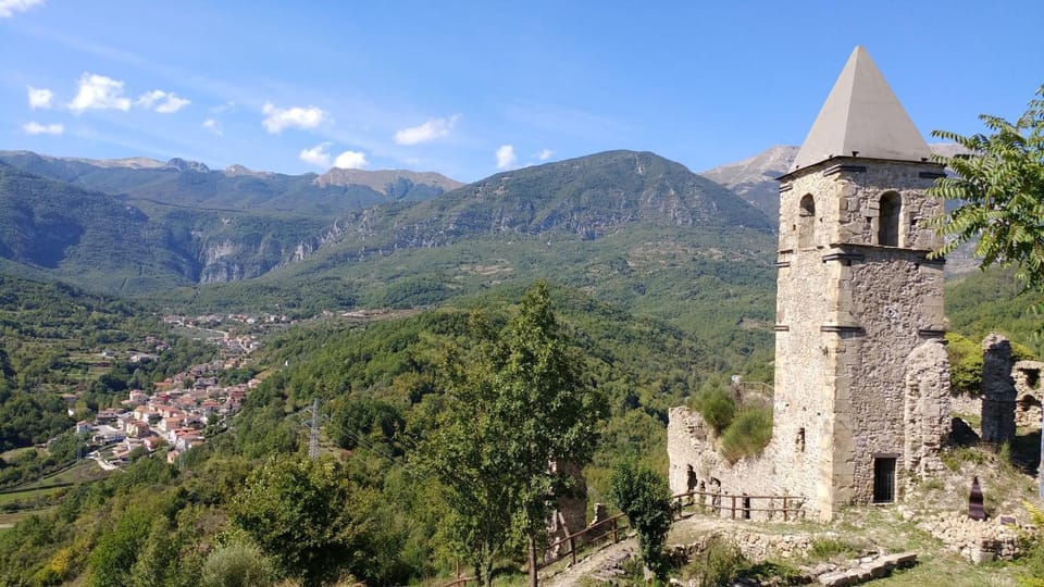 Nearby landmark, Natural landscape, Landmark view, Mountain view