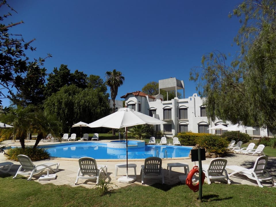 Garden, Swimming pool