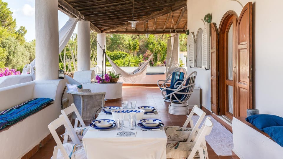 Patio, Garden, View (from property/room), Balcony/Terrace, Living room, Seating area, Dining area