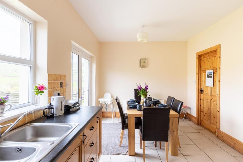 Cois Chnoic House in County Kerry