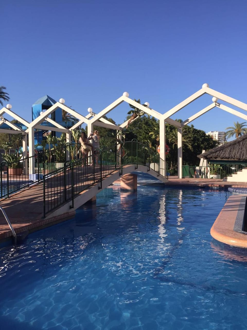 Swimming pool, Swimming pool