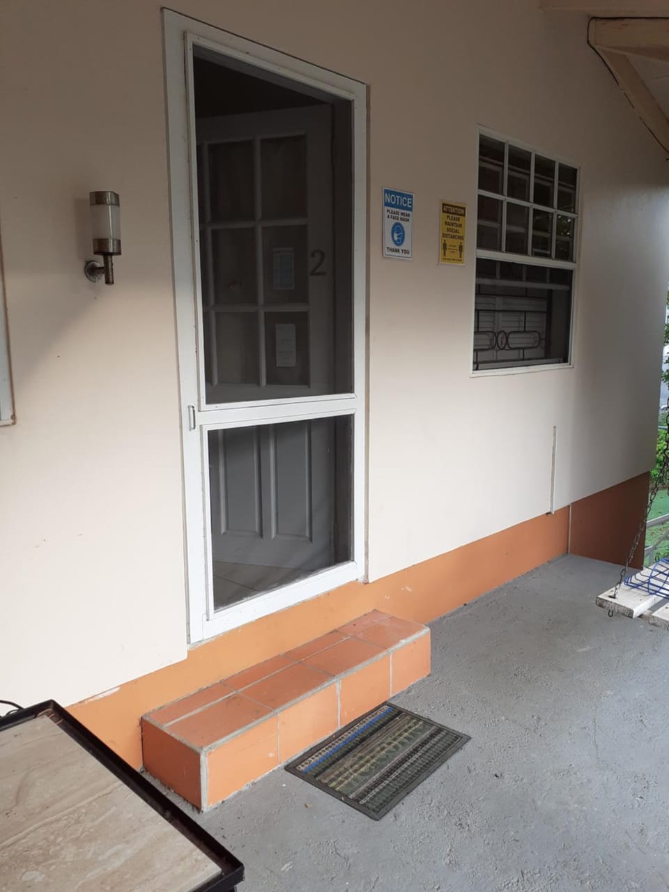 Facade/entrance