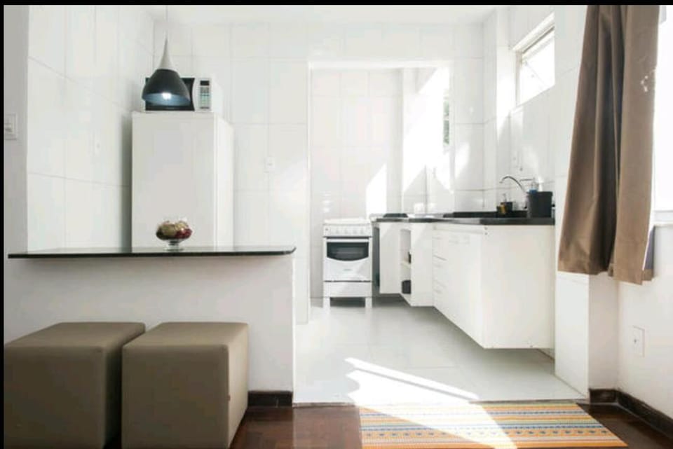Coffee/tea facilities, Kitchen or kitchenette, Food and drinks, Decorative detail, Dining area, Food, Meals, American breakfast, Lunch, Dinner