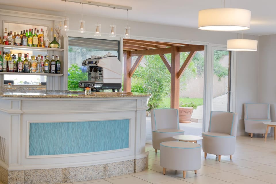 Lobby or reception, Lounge or bar