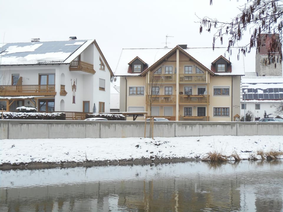 Facade/entrance, Winter