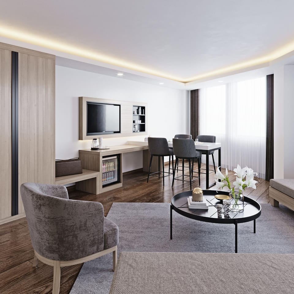 TV and multimedia, Living room, Seating area, Dining area