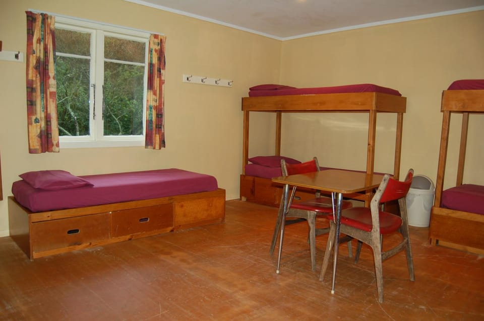 Egmont Eco Leisure Park & Backpackers Hostel in New Plymouth