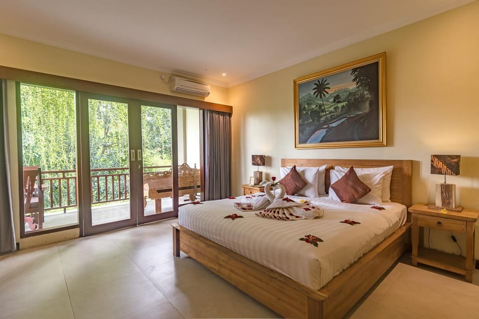Bed, View (from property/room), Photo of the whole room, Bedroom, air conditioner
