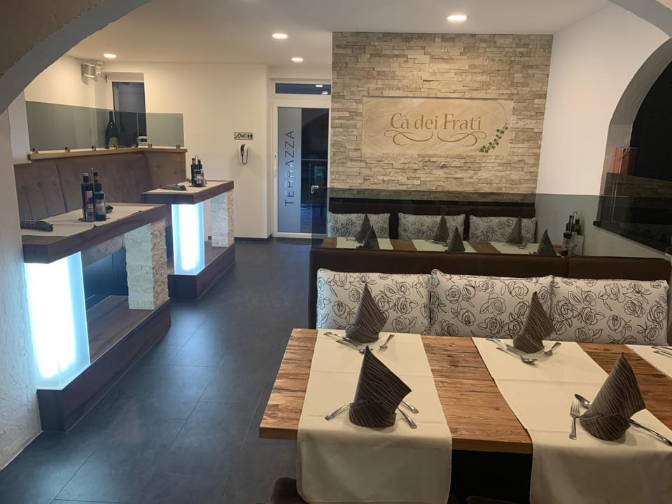 Restaurant/places to eat