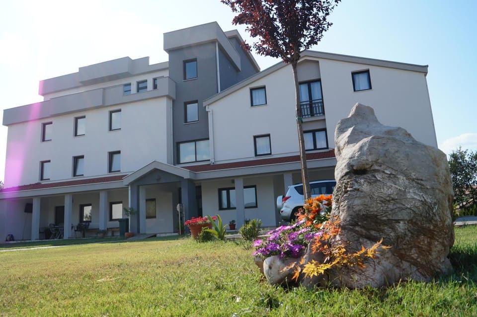 Facade/entrance, Garden
