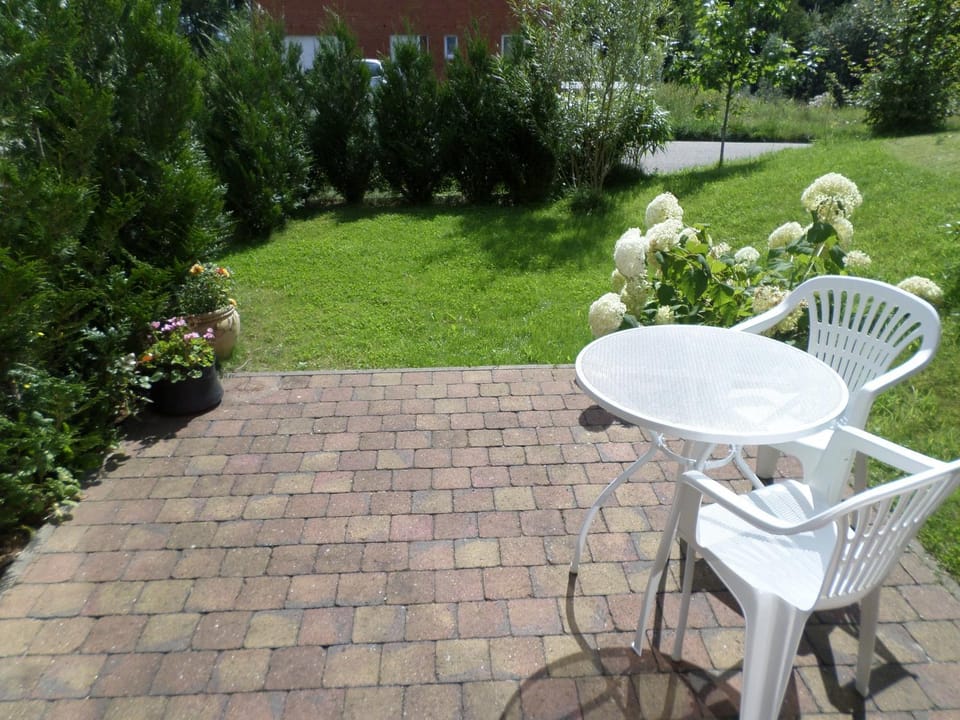 Patio, Garden, Balcony/Terrace, Garden view