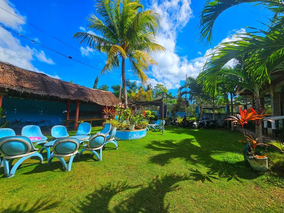 Bohol Sea Breeze Cottages and Resort Bed and Breakfast in Panglao