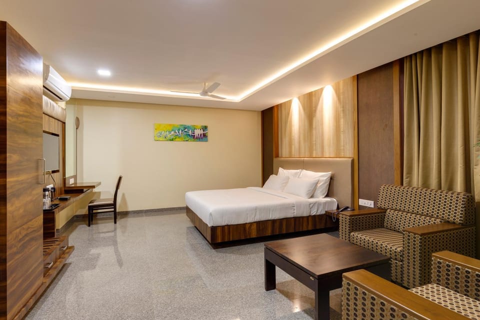 Hotel Silver Oak Hotel in Karnataka