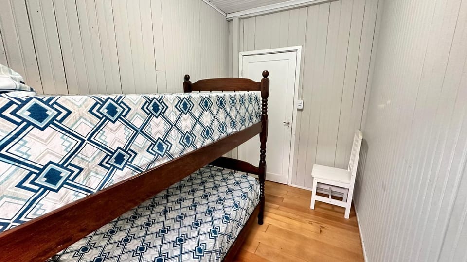 Bed, Photo of the whole room, Bedroom, bunk bed
