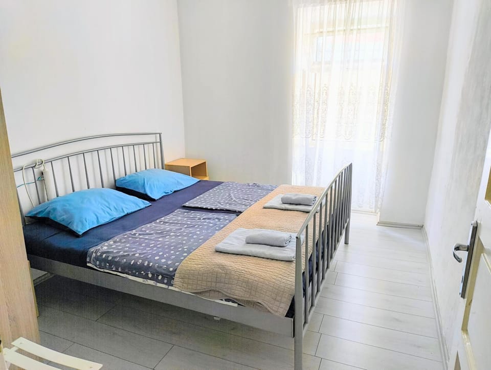 Gospoja Park & Beach Apartment Vrbnik Apartment in Primorje-Gorski Kotar County