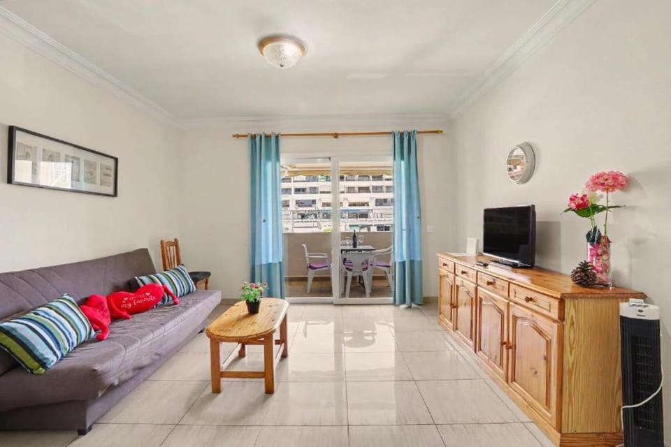 Apartments in Los Cristianos Centre Apartment in Los Cristianos
