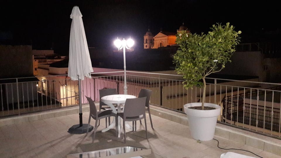 View (from property/room), Balcony/Terrace