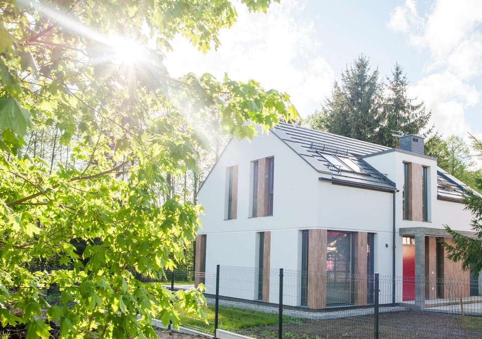 Property building, Facade/entrance, Spring, Natural landscape, BBQ facilities, Fishing, Garden, Balcony/Terrace, Hiking, Cycling, Communal kitchen, On site, Family
