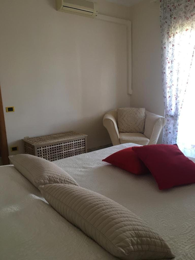 Paestum Rosae Bed and Breakfast in Campania