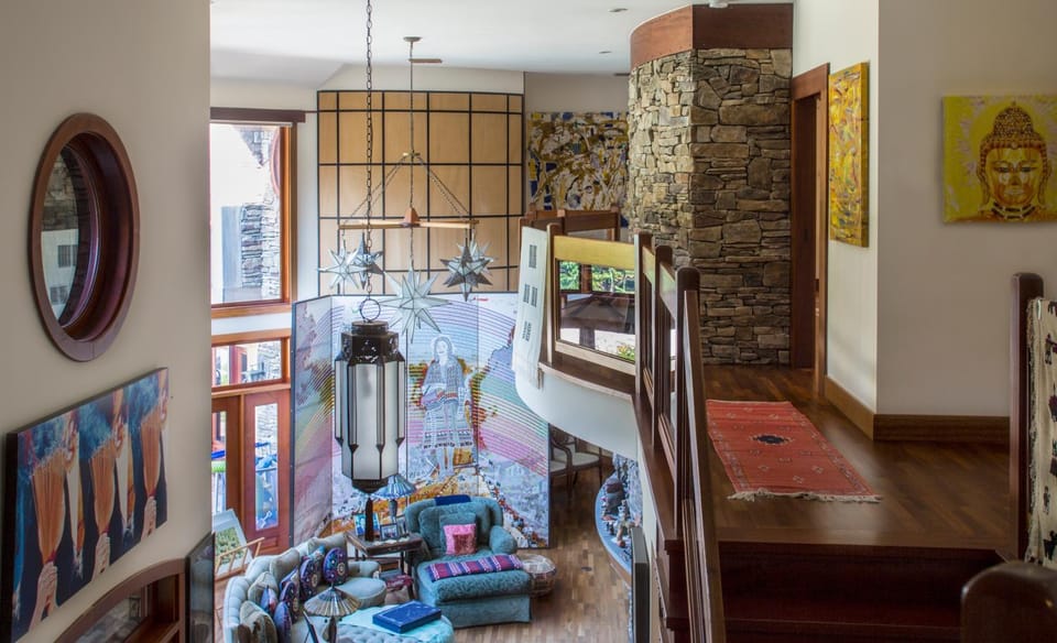 East Hampton Art House Bed and Breakfast Bed and Breakfast in Springs