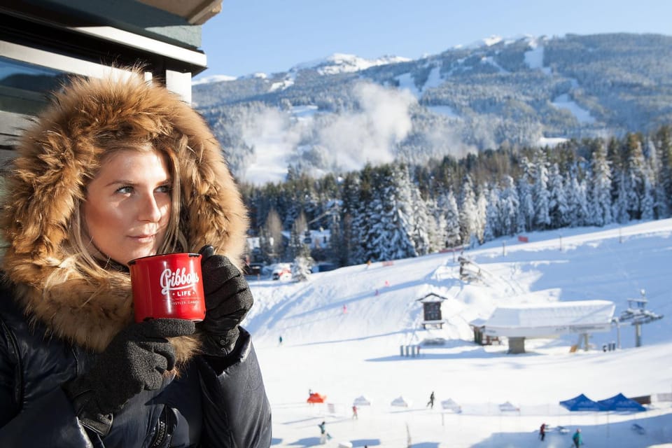 Skiing, Balcony/Terrace
