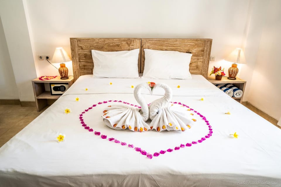 Bunga Laut Bungalow Hotel in Abang