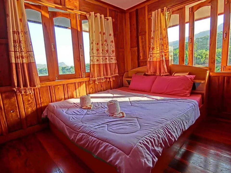 Pae Maldive Erawan Nature lodge in Thailand