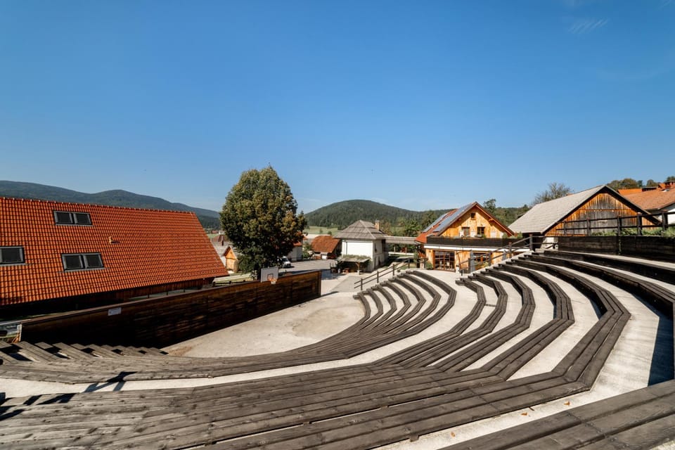 Day, Inner courtyard view