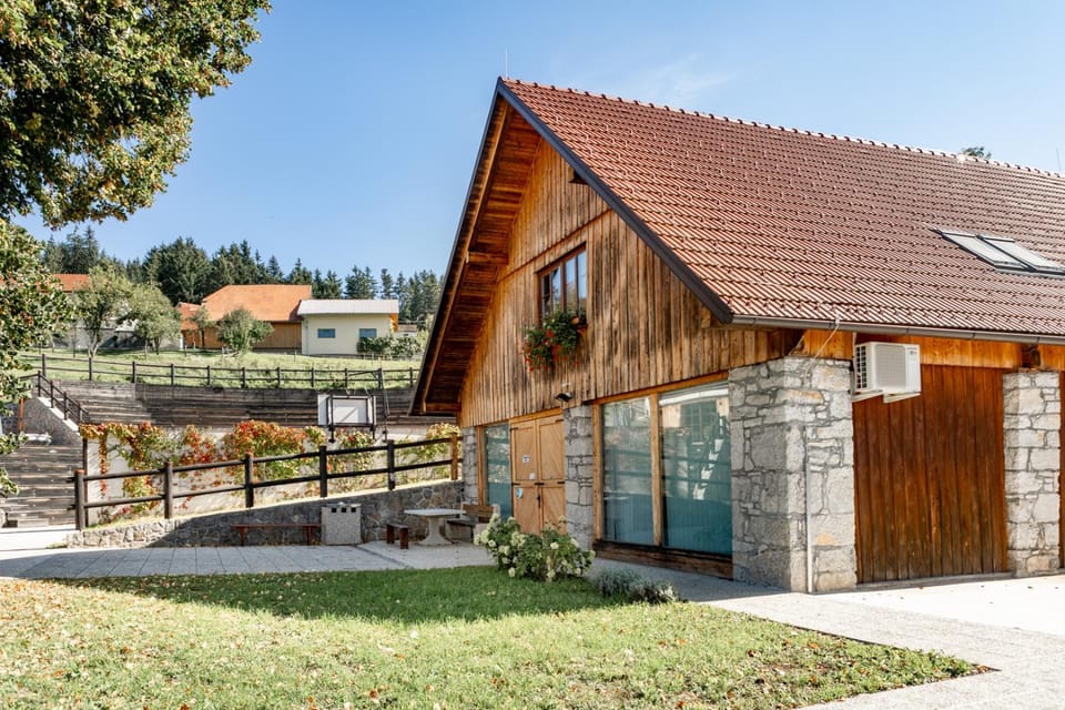 Property building, Business facilities, Inner courtyard view