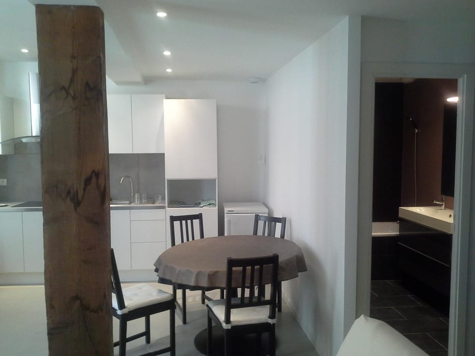 Ô Gros Coup de Coeur House in Nimes