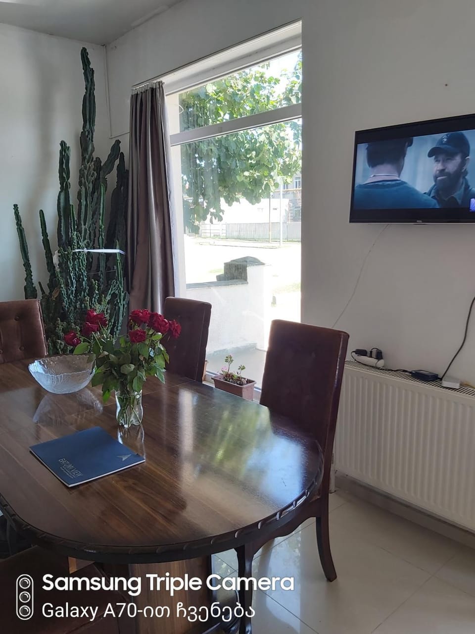 Communal lounge/ TV room, TV and multimedia