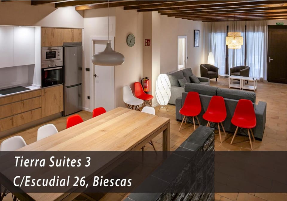 Kitchen or kitchenette, Living room, Lounge or bar, Dining area
