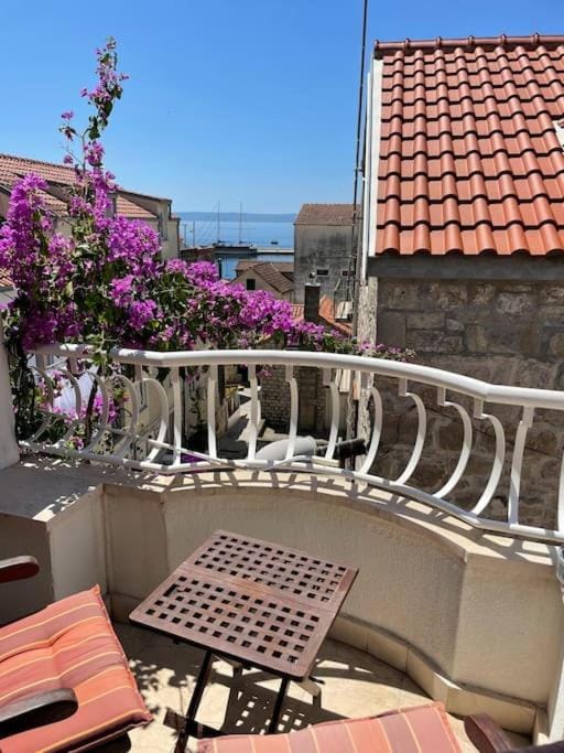 Summer, View (from property/room), Balcony/Terrace, Seating area, Sea view