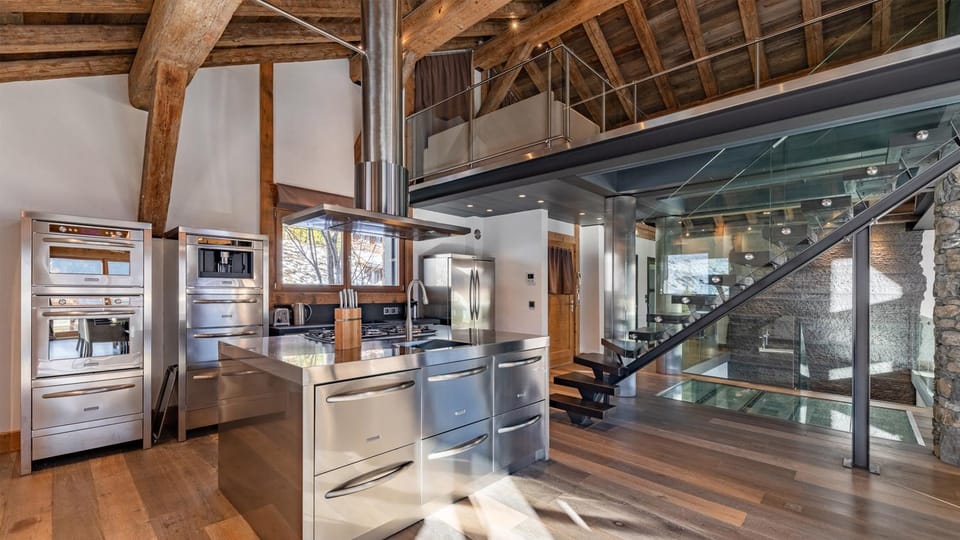 Kitchen or kitchenette, dishwasher, oven, stove, kitchen