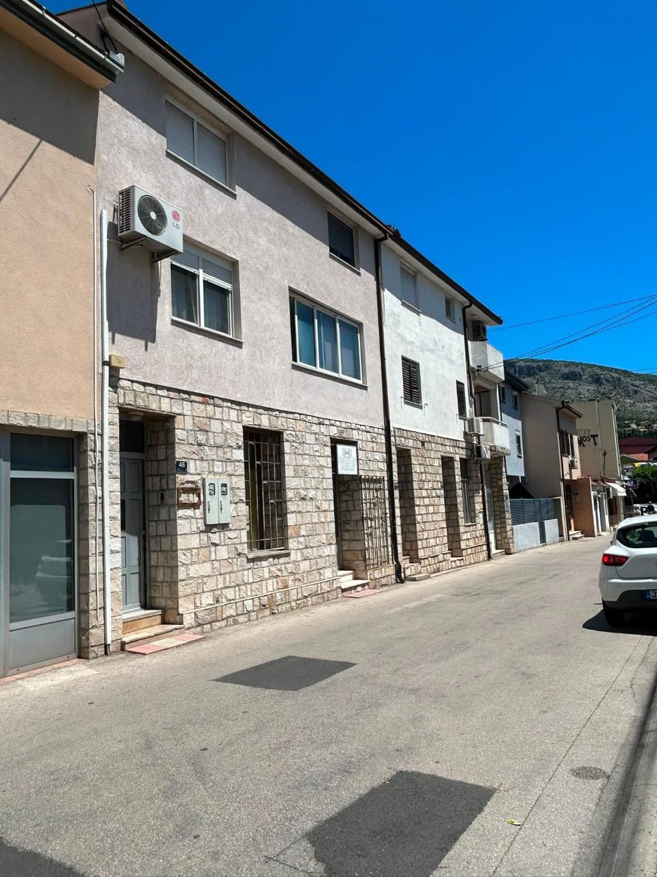 Property building, Street view