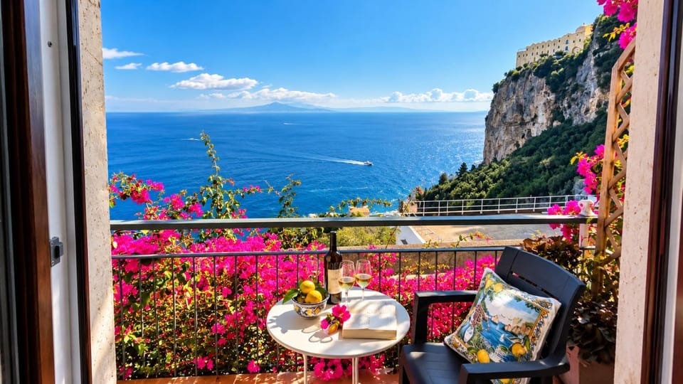 Natural landscape, View (from property/room), Balcony/Terrace, Living room, Sea view
