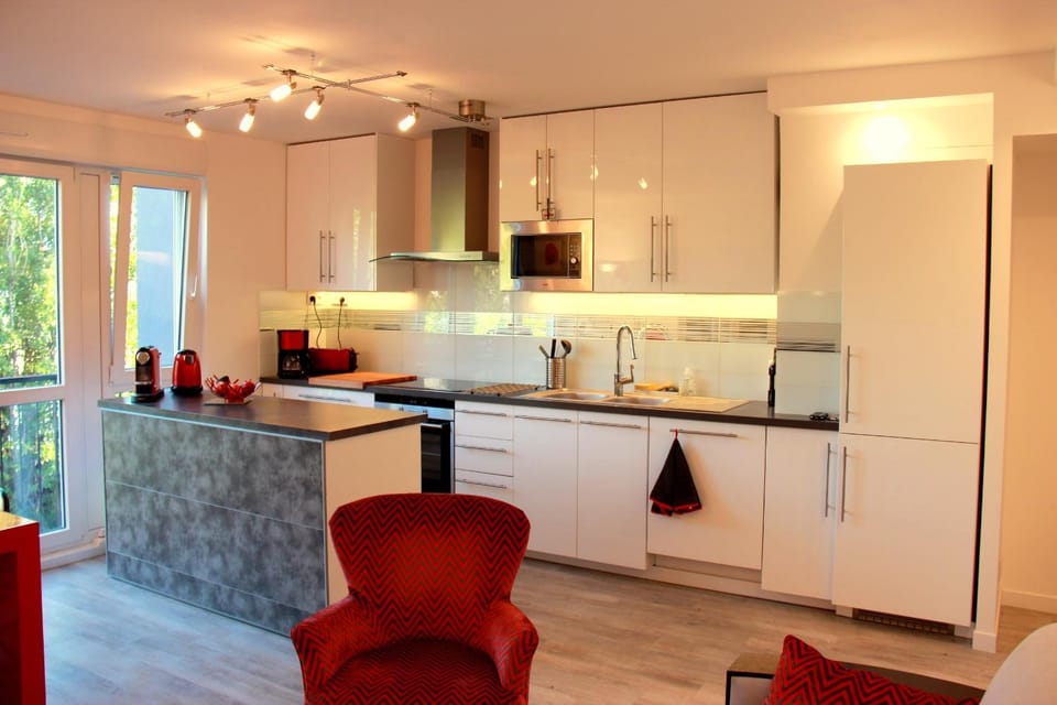 Communal lounge/ TV room, Communal kitchen