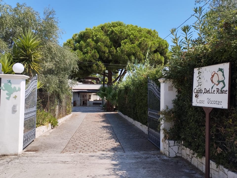 Canto delle Rane House in Province of Foggia